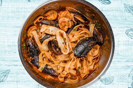 Паста тальятелле с морепродуктами