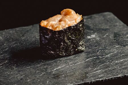 Гункан Гребешок