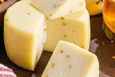 Сыр качотта с пажитником