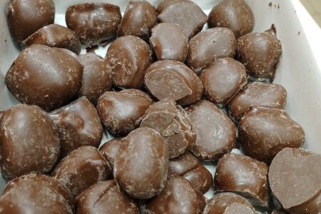 Вяленая дыня в шоколаде