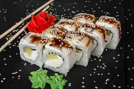 Экзотик с угрем