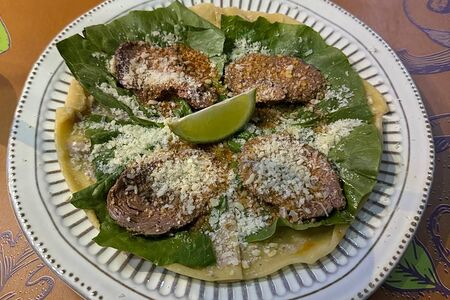 Лепешка роти с ростбифом