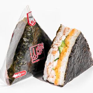 Онигири с курицей