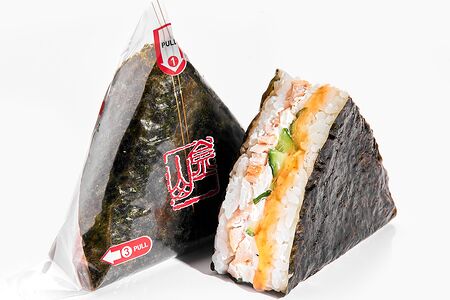 Онигири с курицей