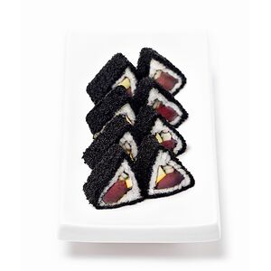 Ролл Калифорния с тунцом