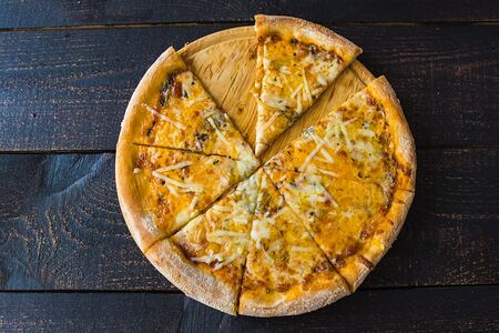 Пицца Четыре сыра