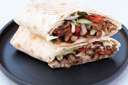 Шаурма по-карски с индейкой в лаваше