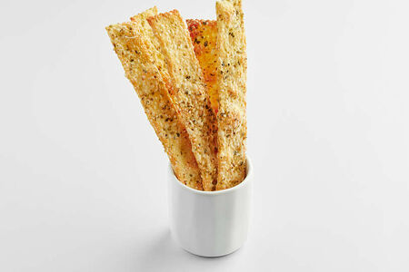 Гриссини с морской солью и орегано