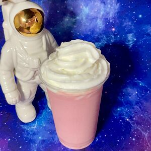 Молочный коктейль Клубничный с бананом