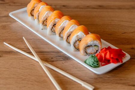 Императорский с лососем