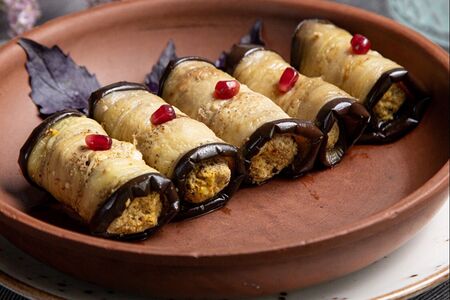 Рулет из баклажанов