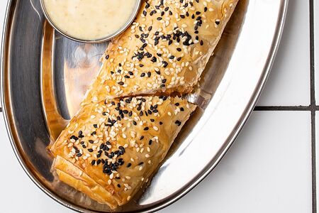 Бурекас с сёмгой и шпинатом