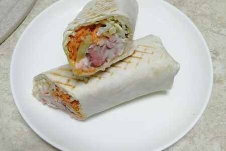 Хот-дог в лаваше