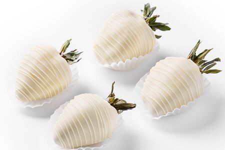 Клубника в белом шоколаде