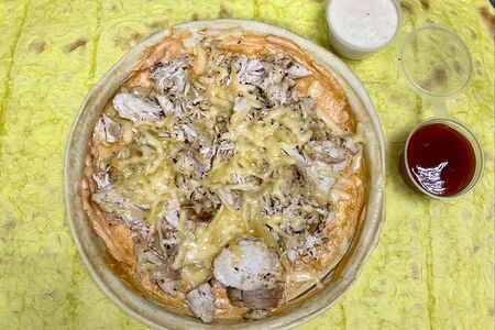 Пицца с курицей