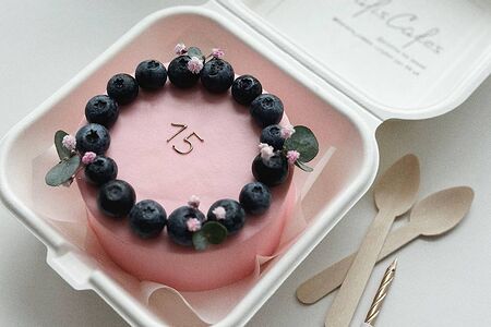 Бенто-торт Голубика и цифра 