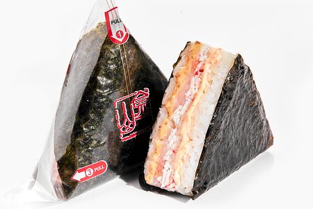 Онигири с креветкой