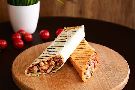 Бакинская шаурма сырно-грибная с курицей