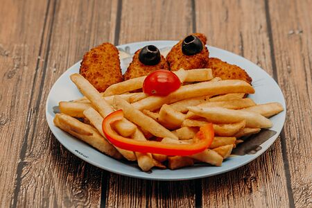 Наггетсы с картошкой фри