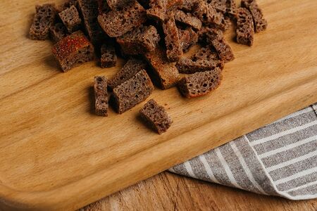 Сухарики бородинские без глютена