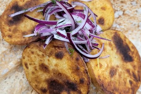 Картофель на мангале