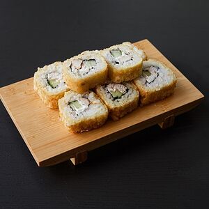 Жареный ролл с цыпленком