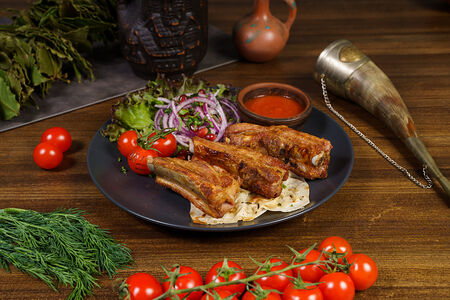 Свиные рёбра с аджикой