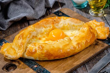 Хачапури по-аджарски