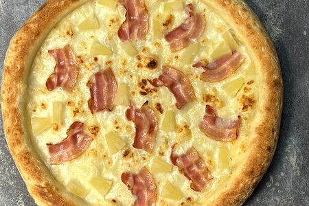 Ананас и бекон