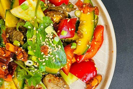 Салат с говядиной