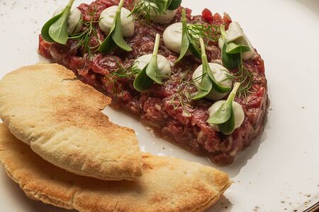 Тартар из фермерской телятины