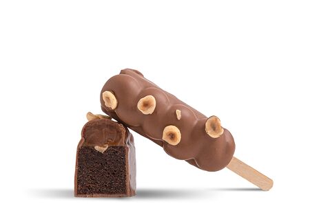 Карамельный брауни с орехами