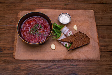 Борщ с ростбифом