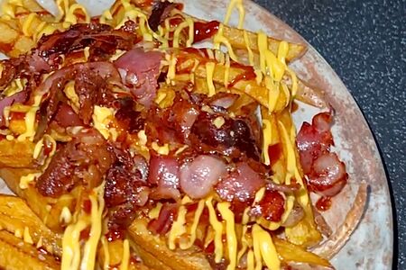 Картофель фри по-домашнему с беконом