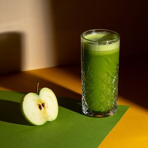 Сок свежевыжатый Яблоко, сельдерей и руккола