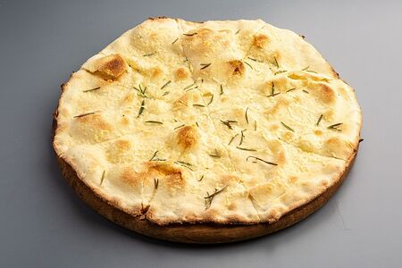 Фокачча с пармезаном