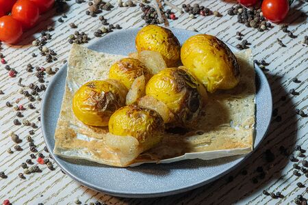 Картофель мини на углях