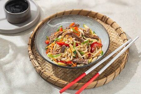 Удон с говядиной