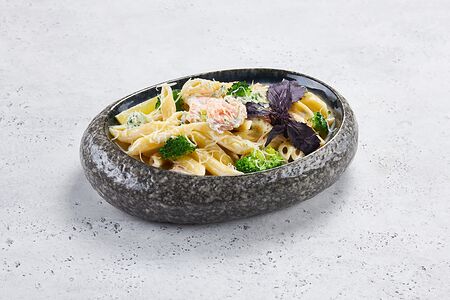 Паста с семгой и брокколи