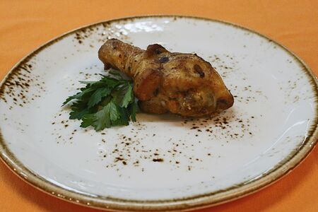 Голень куриная запеченная