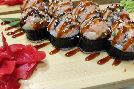 Запеченные с угрем 8 шт