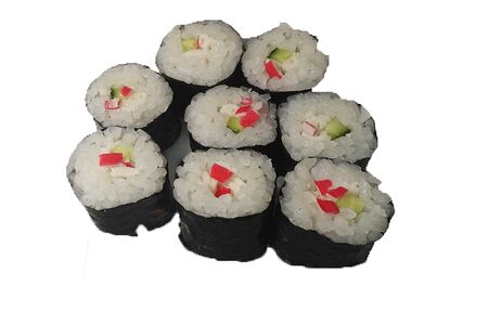 Классический ролл с крабом и огурцом