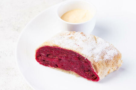 Штрудель Вишневый