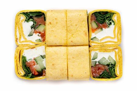 Тортилья с копчёным лососем