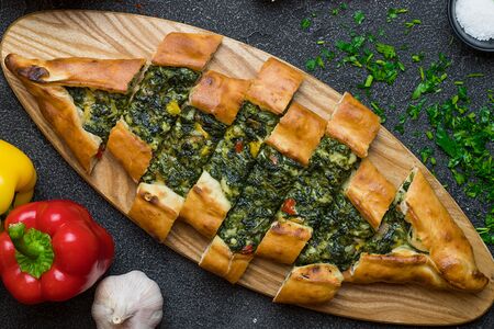 Пиде со шпинатом