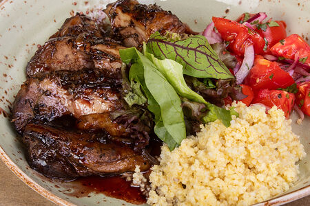 Тушеная лопатка барашка