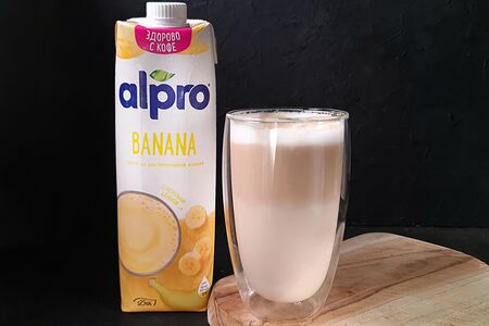 Латте с банановым молоком