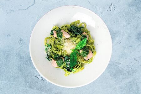 Паста с говядиной и шпинатом