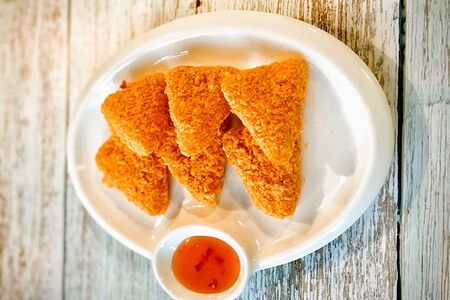 Сырные треугольники в панировке