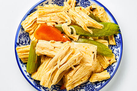 Соевая спаржа с сельдереем